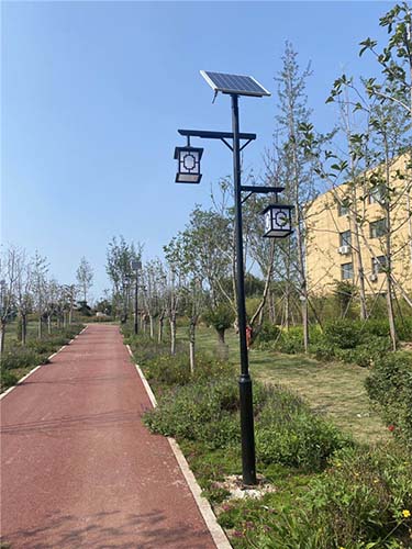 4米仿古太阳能庭院灯亮化工程
